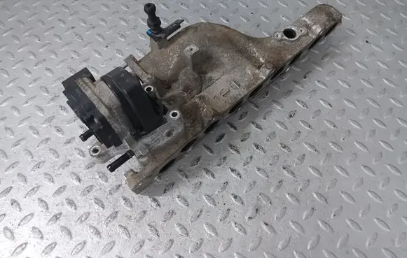 KIA Ceed Intake manifold 283102U000