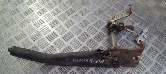 Mitsubishi Pajero Handbrake/parking brake lever assembly