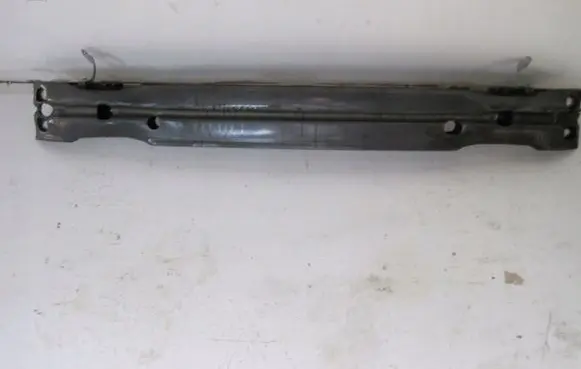 Volvo V40 Front bumper support beam 
