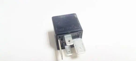 Volvo S80 Other relay 9441158 v23134-j52-x346