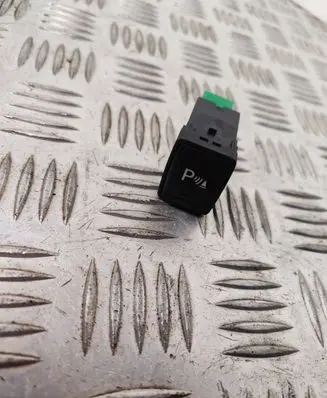 Nissan Qashqai Parking (PDC) sensor switch 40104A 08349A