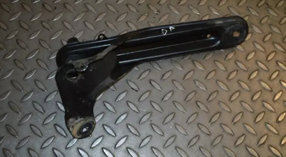 Porsche Cayenne (9PA) Engine mounting bracket 7L5199373A