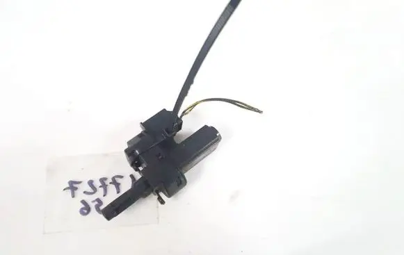 Ford Focus Brake pedal sensor switch