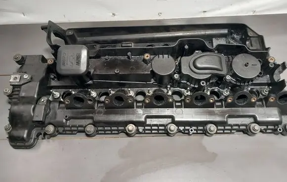 BMW 5 E60 E61 Rocker cam cover 11127789395