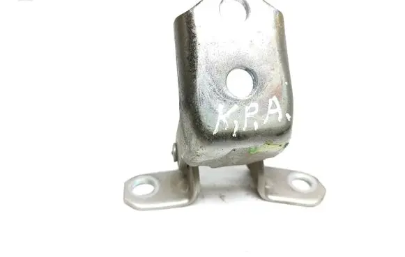 Ford Ranger Front door lower hinge 