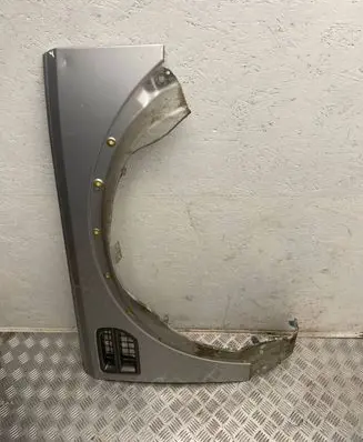 Land Rover Discovery 3 - LR3 Fender