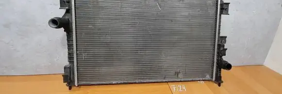 Opel Zafira A Coolant radiator 9809141780