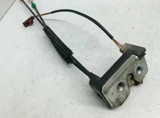 Ford Fiesta Tailgate/trunk/boot lock/catch/latch 2S61A43102BF