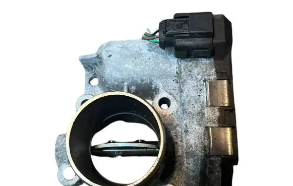 Renault Espace IV Throttle valve 8200330810 0281002671 8200330812