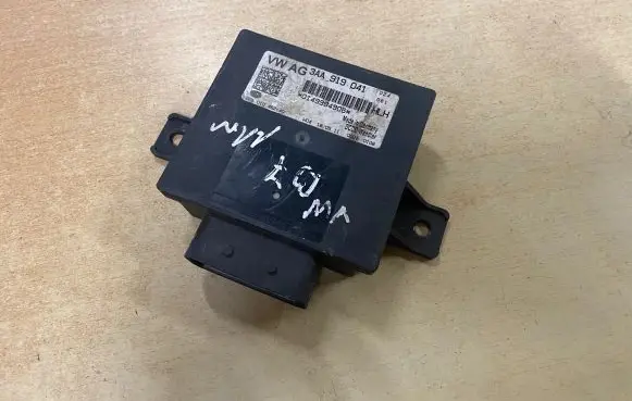 Volkswagen PASSAT B7 Voltage converter/converter module 3AA919041 8ES01045240 0149994906