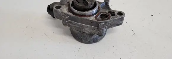 Mazda 2 Vacuum pump 