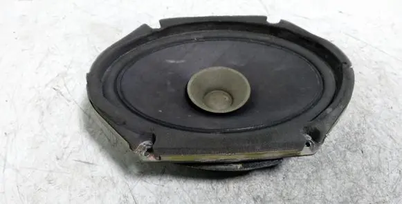 Mazda 3 I Rear door speaker 3M8118808CA
