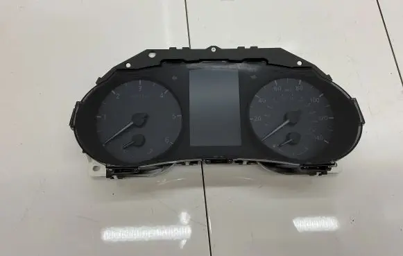 Nissan X-Trail T32 Speedometer (instrument cluster) 4CB6A
