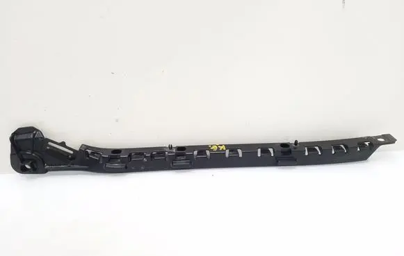Mercedes-Benz E W212 Front bumper mounting bracket A2128850142