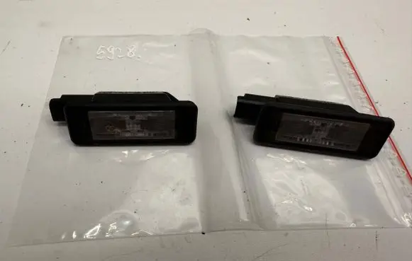 Peugeot 208 Number plate light 9682403680