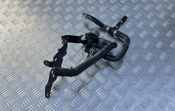 Ford Kuga III Coolant heater control valve LU5A-8C505-AA
