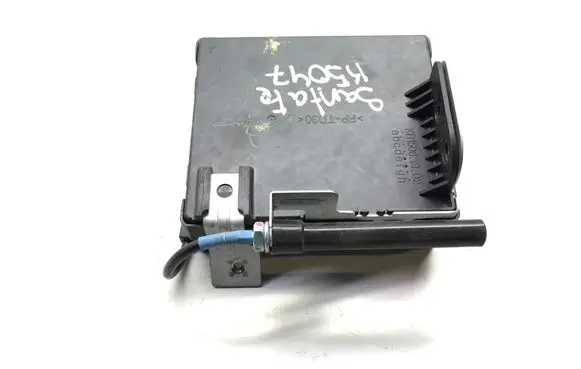 Hyundai Santa Fe Door central lock control unit/module 954002B810 97RA012347 5WY81J9A