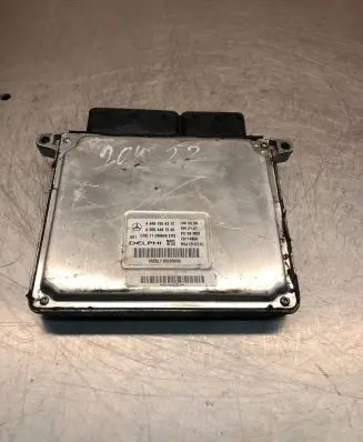 Mercedes-Benz C W204 Engine control unit/module A6461504372 28114600 A0054467240