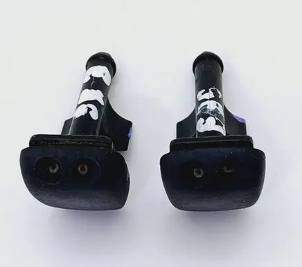 BMW 3 E36 Windshield washer spray nozzle 