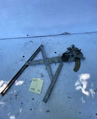 Chevrolet Matiz Front door manual window regulator 