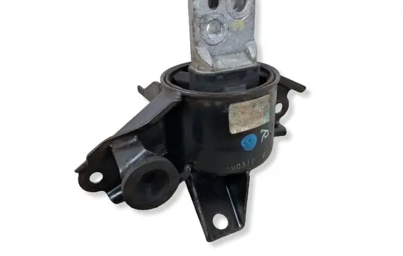 KIA Ceed Engine mount bracket 