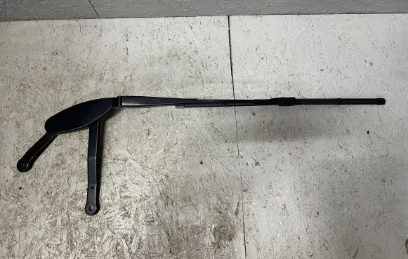 Mercedes-Benz E W213 Windshield/front glass wiper blade A2138200444 A2058240219