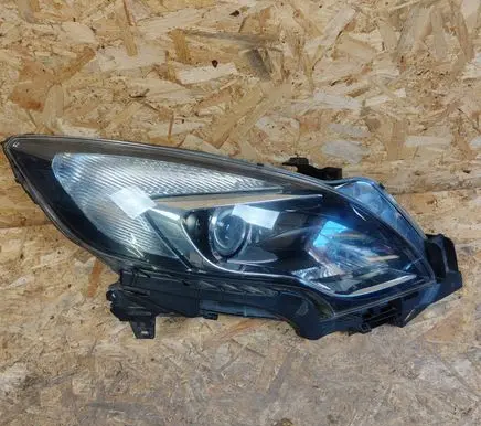 Opel Zafira C Headlight/headlamp 030126320205 LE10A6239 39009022