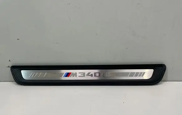 BMW 3 G20 G21 Front sill trim cover 7407377