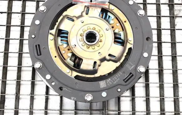 Lexus LBX Clutch set kit 