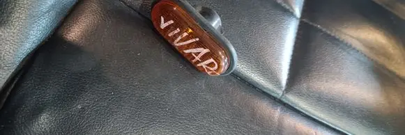 Opel Vivaro Front fender indicator light