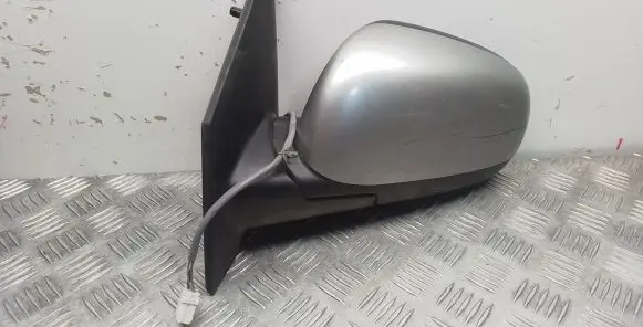 Nissan Note (E11) Front door electric wing mirror 0205021