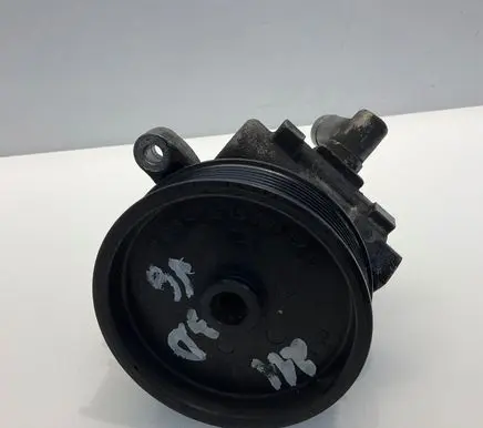 Mercedes-Benz E W211 Power steering pump