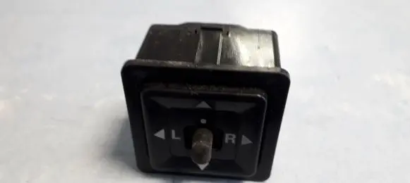 Mitsubishi Galant Wing mirror switch