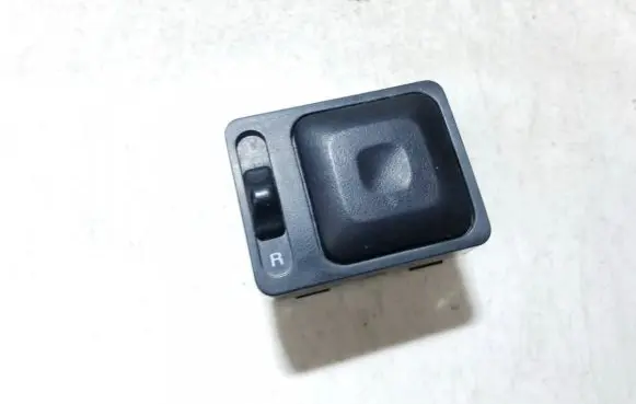 KIA Sportage Wing mirror switch
