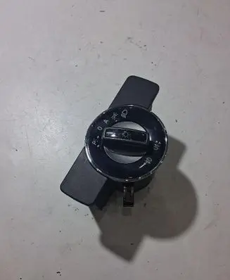 Mercedes-Benz C W204 Light switch A2045453104
