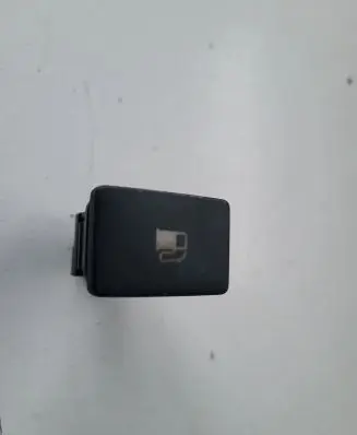 Toyota Avensis T270 Fuel tank opening switch 