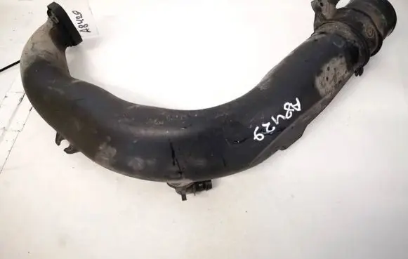 Renault Clio III Air intake hose/pipe 8200645723