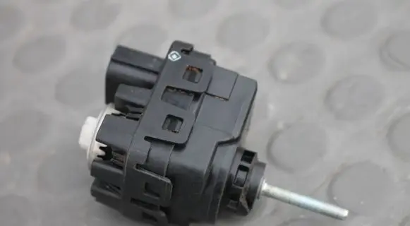 Mazda CX-30 Headlight level adjustment motor QK03ECX30