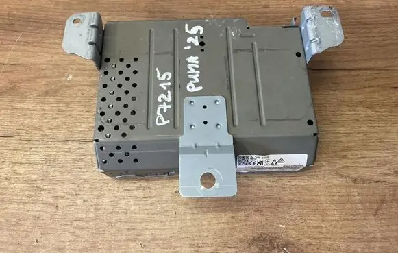 Ford Puma Radio/CD/DVD/GPS head unit R1TT18K938YM