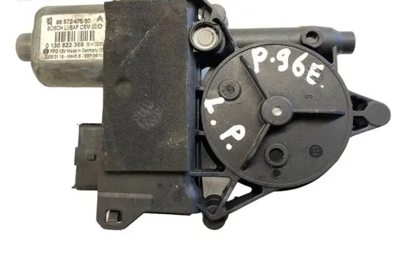 Peugeot 308 Front door window regulator motor 9657247580 0130822369