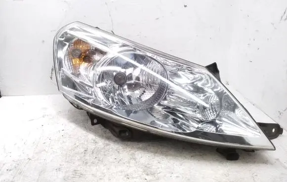 Peugeot Expert Headlight/headlamp 89902606