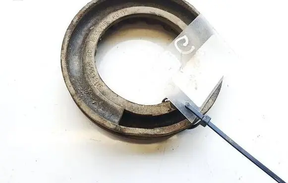 Volvo V50 Front coil spring rubber mount 3m515599bc 3m51-5599-bc