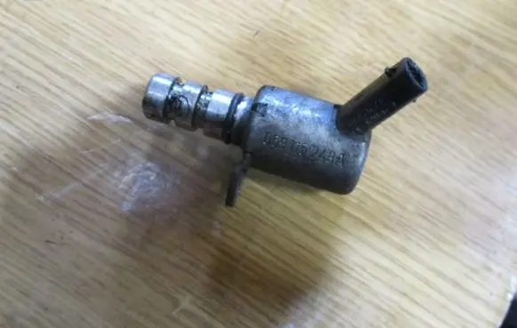 Audi Q5 SQ5 Oil pressure sensor AUDI059115243A