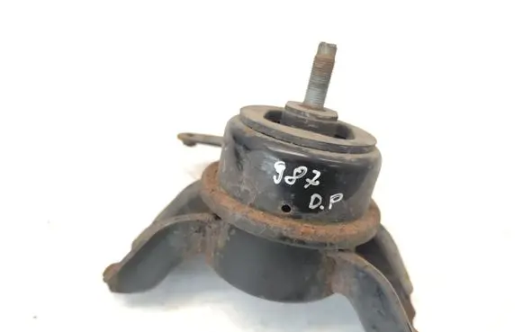 KIA Optima Engine mount bracket