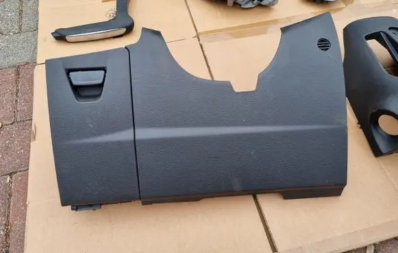 Ford Focus Dashboard lower bottom trim panel XXXXXXXXXXXX