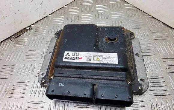 Mitsubishi ASX Engine control unit/module 1860B422 2758008909