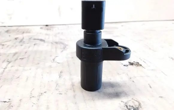 BMW 5 F10 F11 Camshaft position sensor 7803093