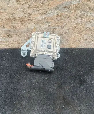 Mercedes-Benz C W205 Reducing agents exhaust control unit A0009006706