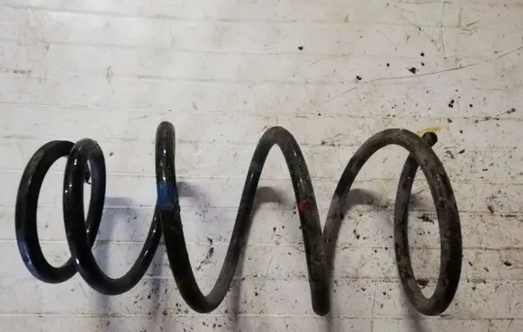 Toyota Previa (XR30, XR40) II Front coil spring NOCODE