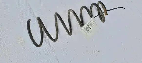 Toyota Avensis T250 Rear coil spring 84990